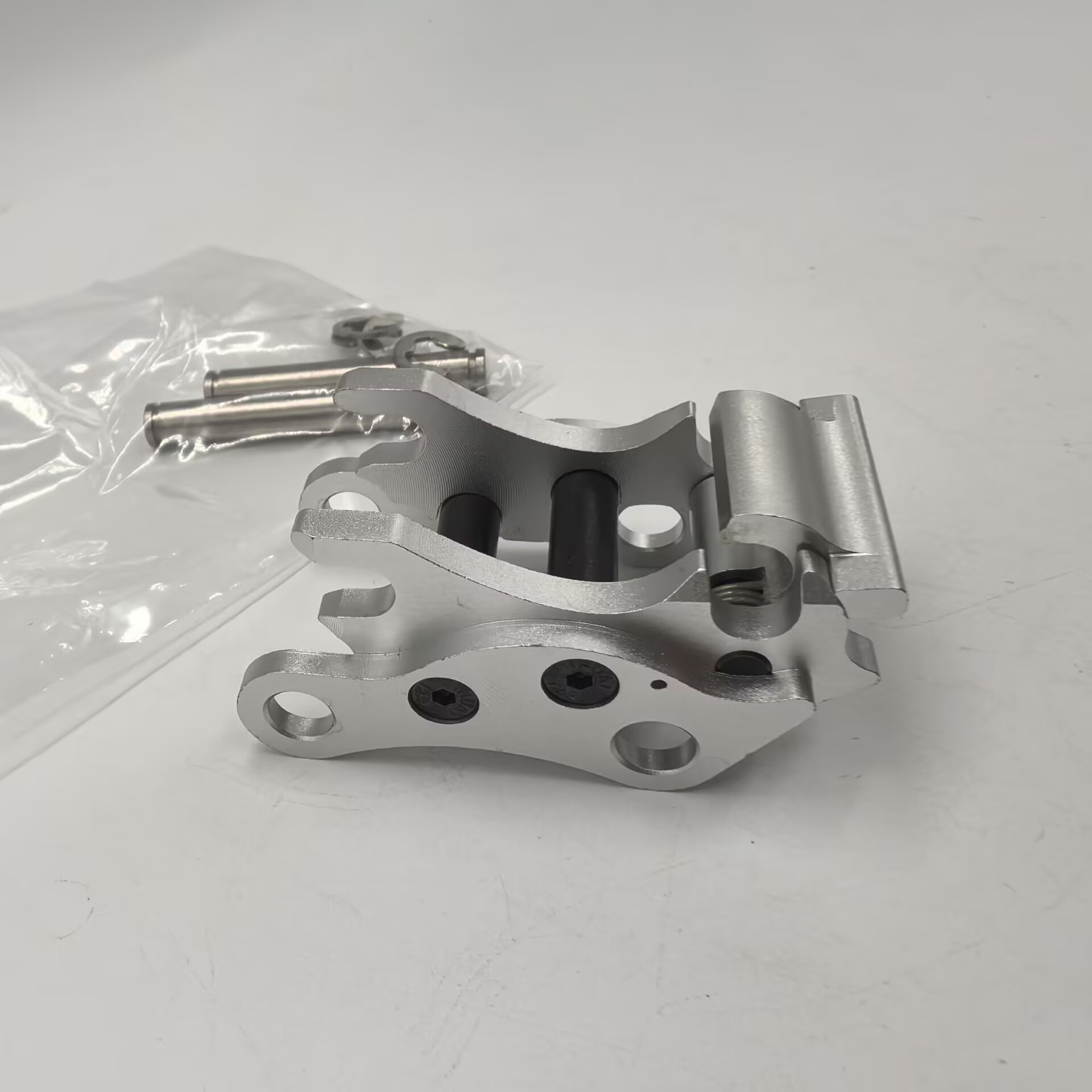 Rc Hydraulic Quick Coupler Bucket - Быстросъемное металлическое крепление Double E EC160E